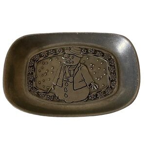 The Wilton Company Pewter Snowman Bread Tray